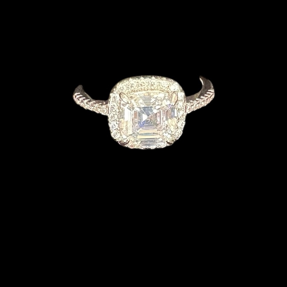 Elegant Silver‎ Women's Ring